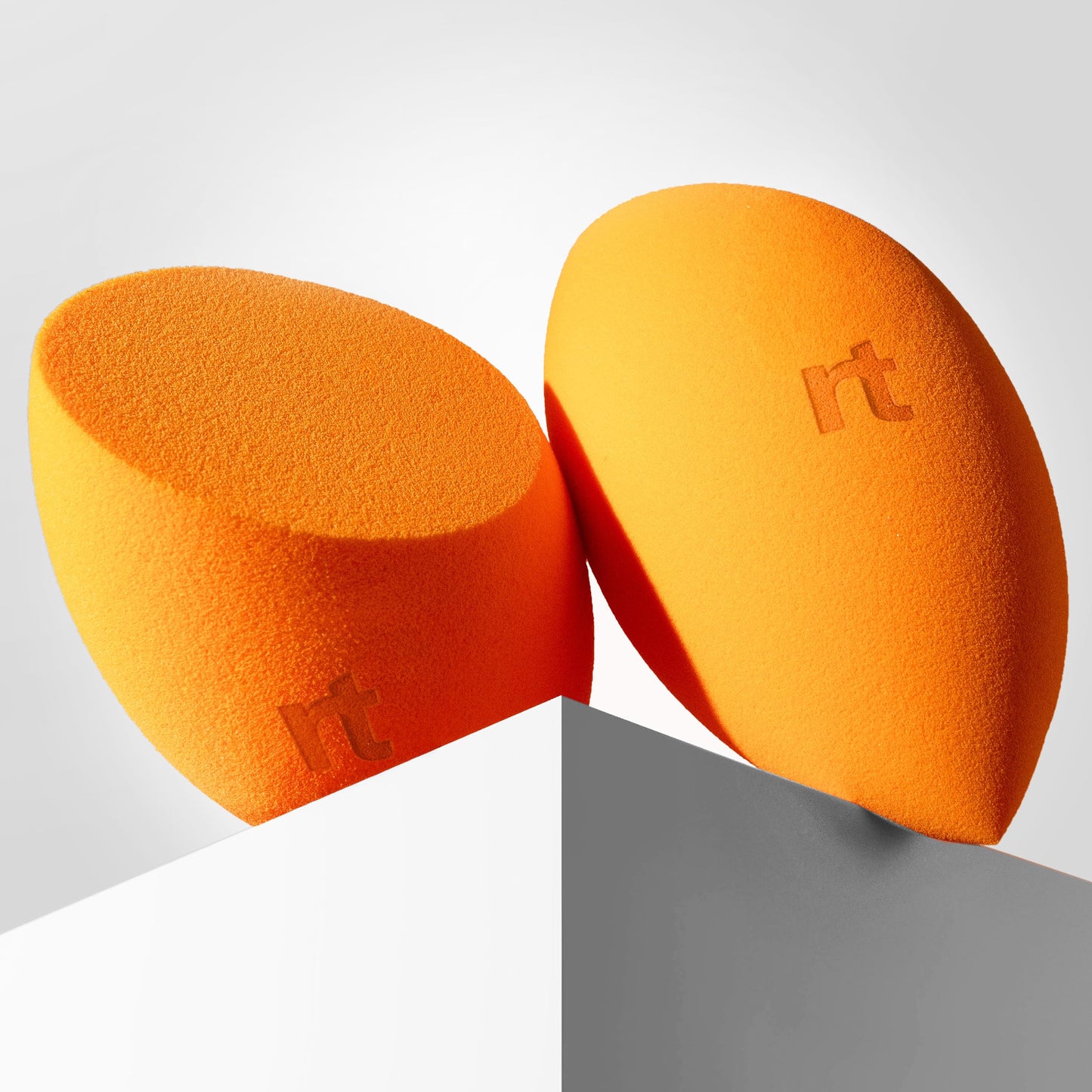 Real Techniques Miracle Complexion Sponge 4 Pack, Makeup Blending Sponges For Liquid & Cream Foundation & Skin Tints, Buildable Coverage, Natural, Dewy Base, Cruelty- Free, Latex-Free Foam